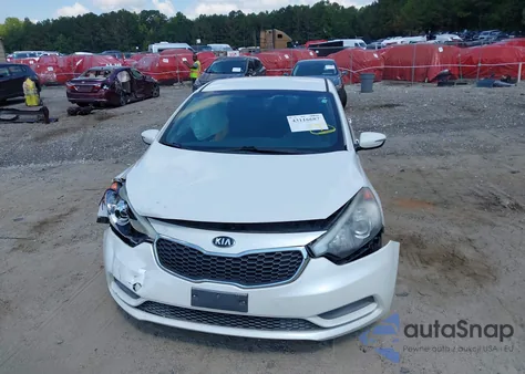 2015 Kia Forte Lx z USA, uszkodzony, nr VIN KNAFX4A66F5355828